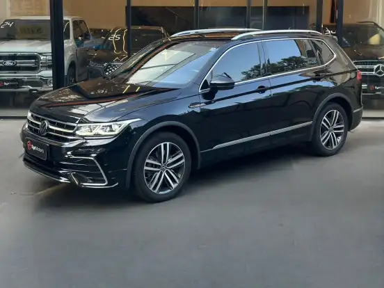 VOLKSWAGEN-TIGUAN-2.0 300 TSI GASOLINA ALLSPACE R-LINE AUTOMÁTICO VOLKSWAGEN-TIGUAN-2024