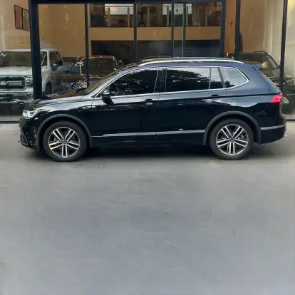 VOLKSWAGEN-TIGUAN-2024