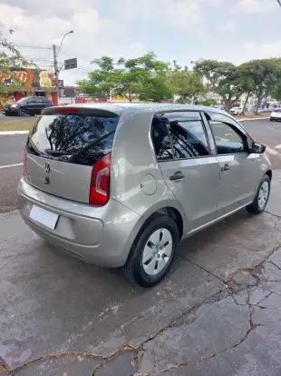 VOLKSWAGEN-UP-2014