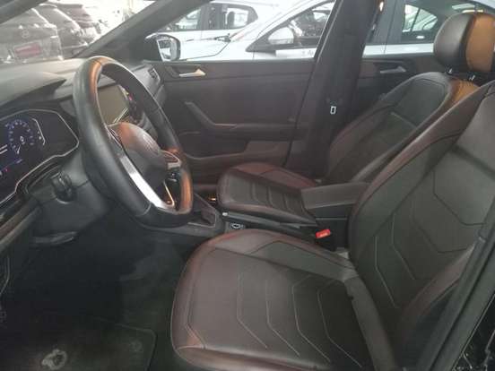 VOLKSWAGEN-VIRTUS-1.0 200 TSI HIGHLINE AUTOMÁTICO VOLKSWAGEN-VIRTUS-2023