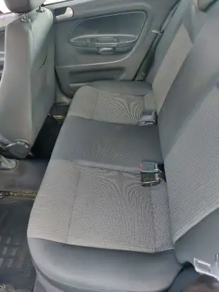 VOLKSWAGEN-VOYAGE-2012