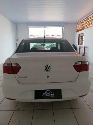 VOLKSWAGEN-VOYAGE-2021