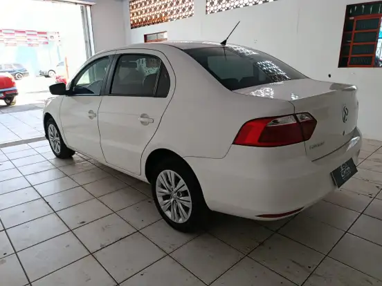 VOLKSWAGEN-VOYAGE-2021