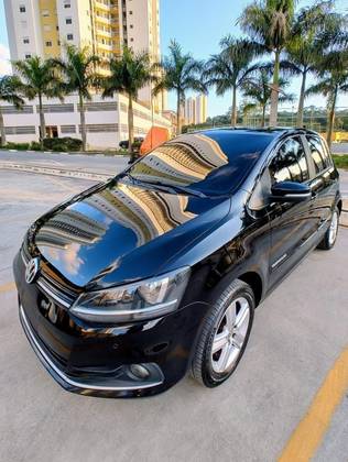 VOLKSWAGEN FOX 1.0 MPI COMFORTLINE 12V FLEX 4P MANUAL