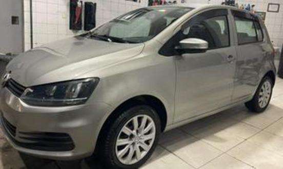 VOLKSWAGEN-FOX-2016
