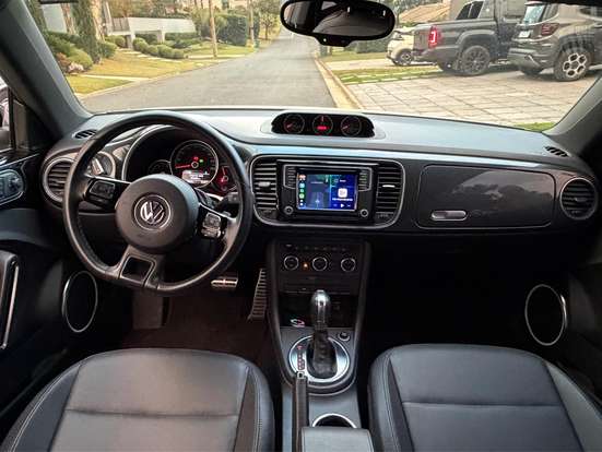 VOLKSWAGEN-FUSCA-2012