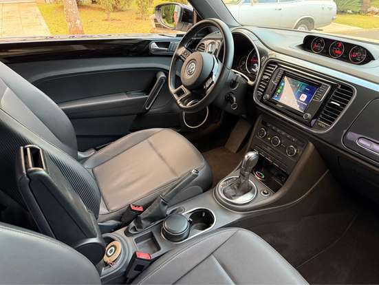 VOLKSWAGEN-FUSCA-2012