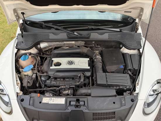 VOLKSWAGEN-FUSCA-2012