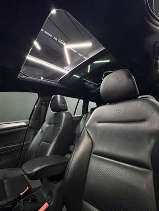 VOLKSWAGEN-GOLF-2015