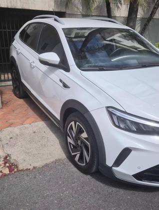 VOLKSWAGEN NIVUS 1.0 200 TSI TOTAL FLEX HIGHLINE AUTOMÁTICO
