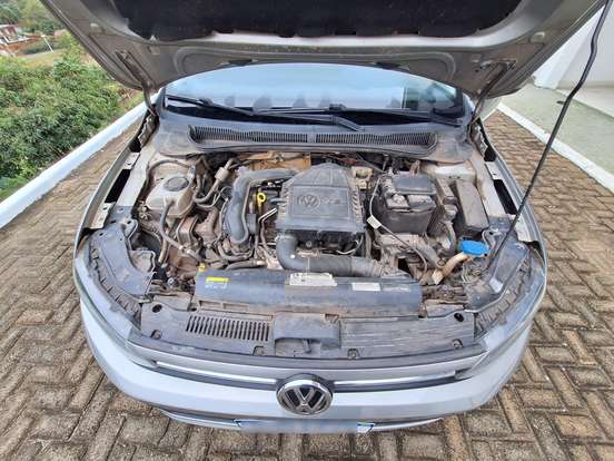 VOLKSWAGEN-POLO-1.0 200 TSI HIGHLINE AUTOMÁTICO VOLKSWAGEN-POLO-2017