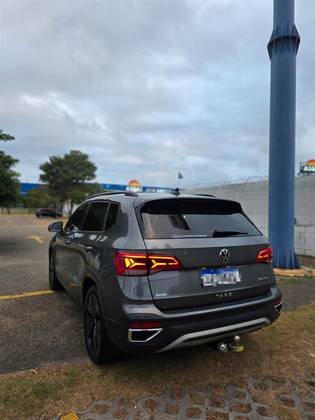 VOLKSWAGEN TAOS 1.4 250 TSI TOTAL FLEX COMFORTLINE AUTOMÁTICO