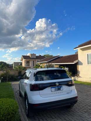 VOLKSWAGEN-T-CROSS-2019
