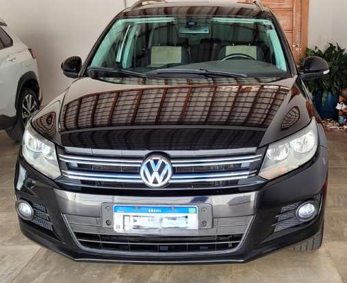 VOLKSWAGEN-TIGUAN-2011