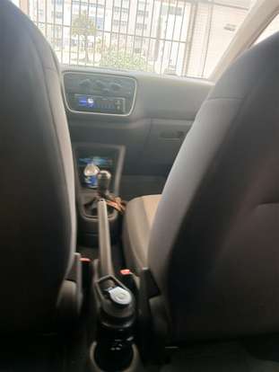 VOLKSWAGEN-UP-2016