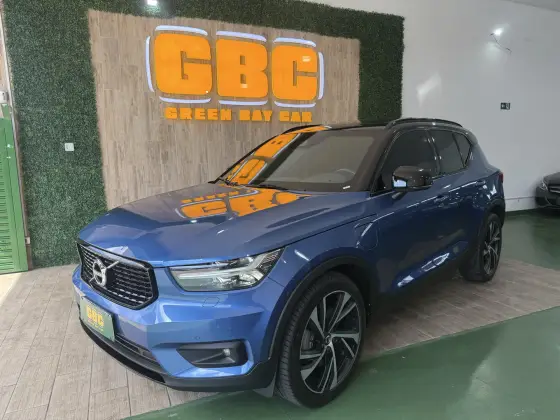 VOLVO XC40 1.5 T5 RECHARGE R-DESIGN GEARTRONIC