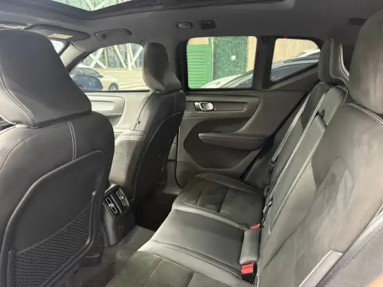 VOLVO-XC40-1.5 T5 RECHARGE R-DESIGN GEARTRONIC VOLVO-XC40-2020