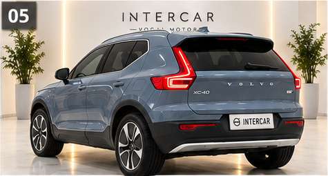 VOLVO-XC40-2021