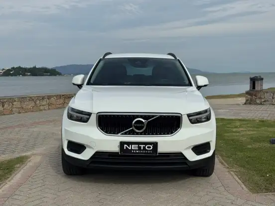 VOLVO-XC40-2.0 T4 GASOLINA GEARTRONIC VOLVO-XC40-2018