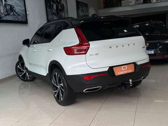 VOLVO-XC40-2.0 T5 GASOLINA R-DESIGN AWD GEARTRONIC VOLVO-XC40-2018