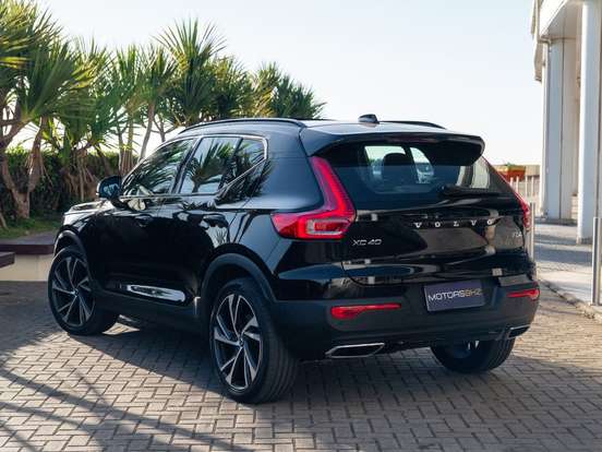 VOLVO-XC40-2.0 T5 GASOLINA R-DESIGN AWD GEARTRONIC VOLVO-XC40-2019