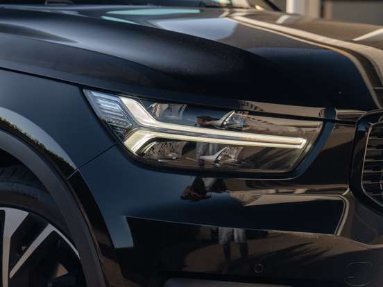 VOLVO-XC40-2.0 T5 GASOLINA R-DESIGN AWD GEARTRONIC VOLVO-XC40-2019