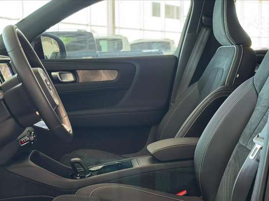 VOLVO-XC40-P6 RECHARGE ELECTRIC PLUS VOLVO-XC40-2023