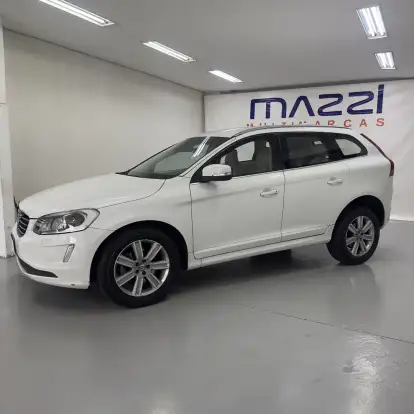 VOLVO-XC60-2016