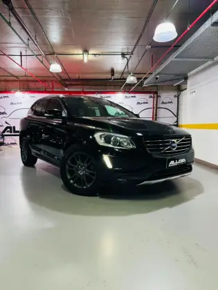 VOLVO XC60 2.0 T5 MOMENTUM GASOLINA 4P AUTOMÁTICO