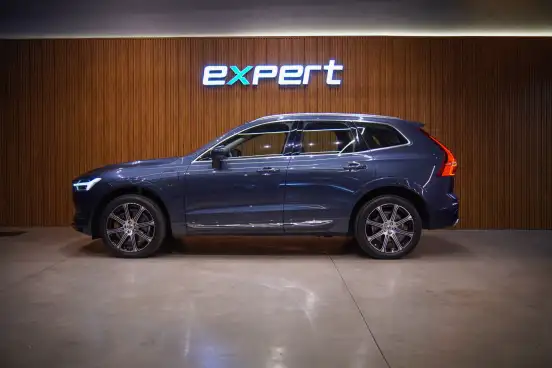 VOLVO-XC60-2020