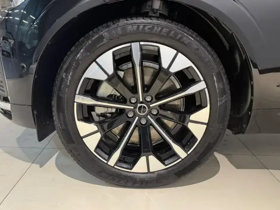 VOLVO-XC60-2.0 T8 PHEV ULTRA AWD GEARTRONIC VOLVO-XC60-2025