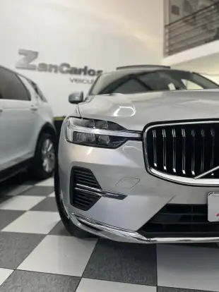 VOLVO-XC60-2022
