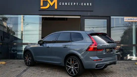 VOLVO-XC60-2024