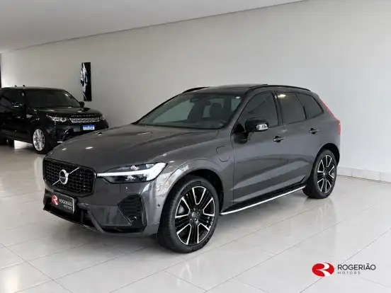 VOLVO-XC60-2022