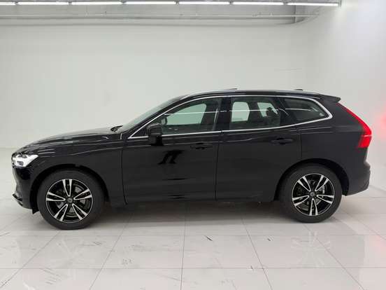 VOLVO-XC60-2.0 T5 GASOLINA MOMENTUM AWD GEARTRONIC VOLVO-XC60-2017