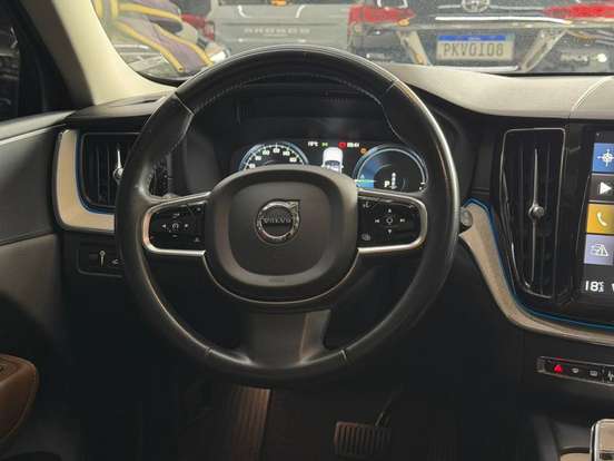 VOLVO-XC60-2.0 T8 HYBRID INSCRIPTION AWD GEARTRONIC VOLVO-XC60-2020