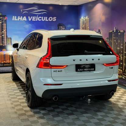 VOLVO-XC60-2.0 T8 HYBRID MOMENTUM AWD GEARTRONIC VOLVO-XC60-2020