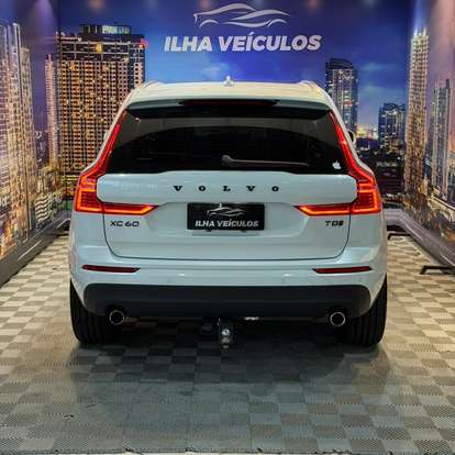 VOLVO-XC60-2.0 T8 HYBRID MOMENTUM AWD GEARTRONIC VOLVO-XC60-2020