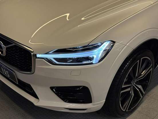 VOLVO-XC60-2.0 T8 HYBRID R-DESIGN AWD GEARTRONIC VOLVO-XC60-2019