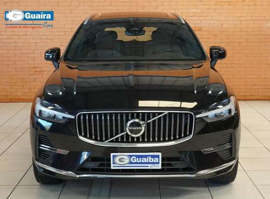 VOLVO-XC60-2022