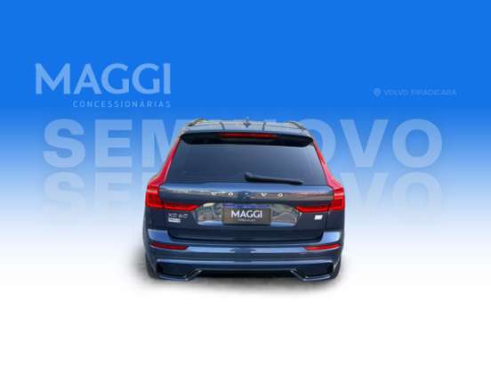 VOLVO-XC60-2021