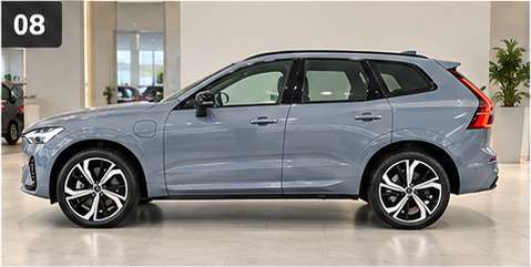 VOLVO-XC60-2023
