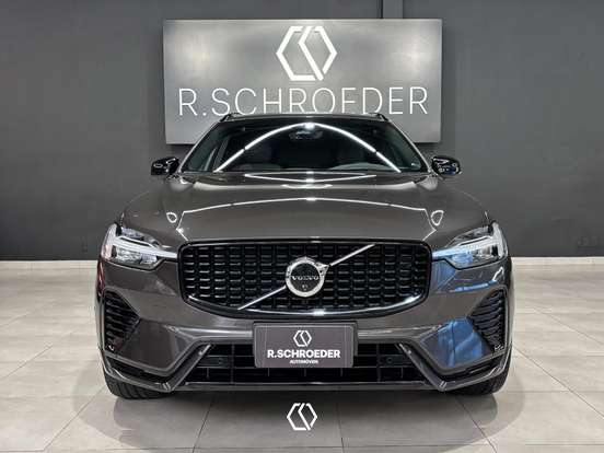VOLVO-XC60-2023
