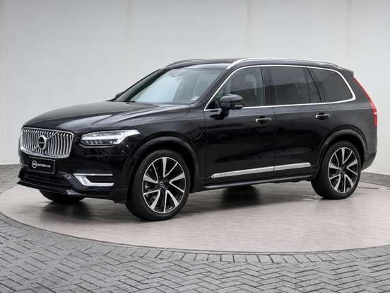 VOLVO-XC90-2022