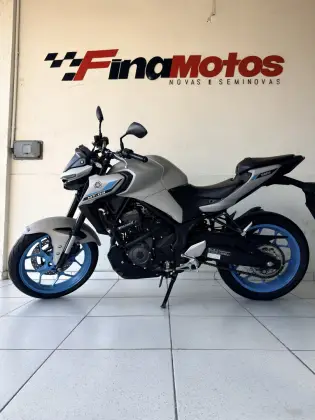 YAMAHA MT-03 CONNECTED ABS 