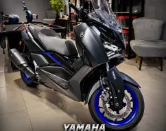 YAMAHA XMAX 300 CONNECTED ABS YAMAHA XMAX 300 CONNECTED ABS