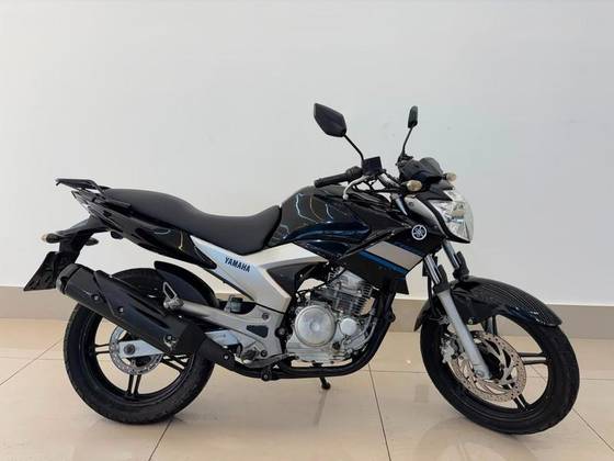 YAMAHA FAZER BLACK EDITION 