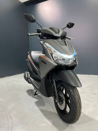 YAMAHA FLUO 125 HYBRID CONNECTED ABS 