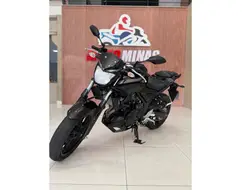 YAMAHA MT-03 ABS YAMAHA MT-03 ABS