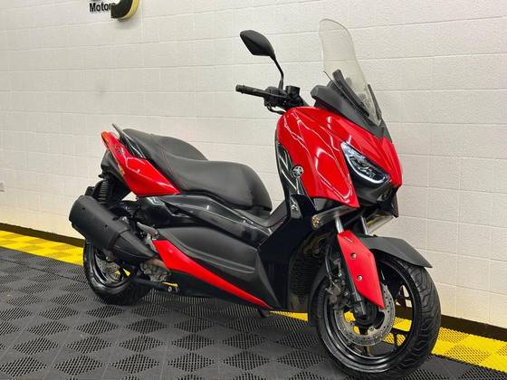 YAMAHA XMAX ABS 